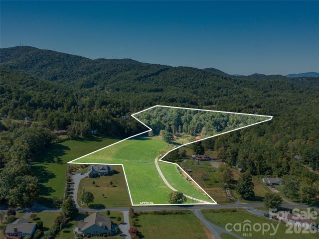 1050 Dale Road, Spruce Pine, NC, 28777