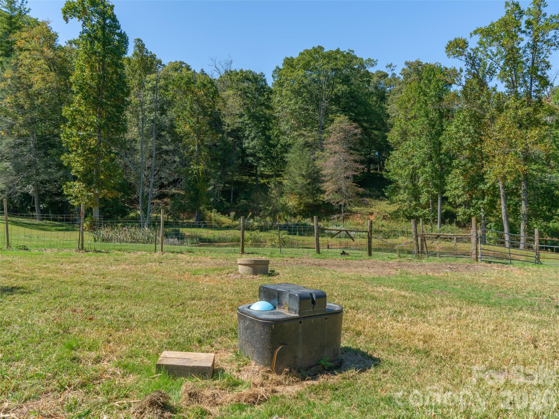 1050 Dale Road - Photo 24