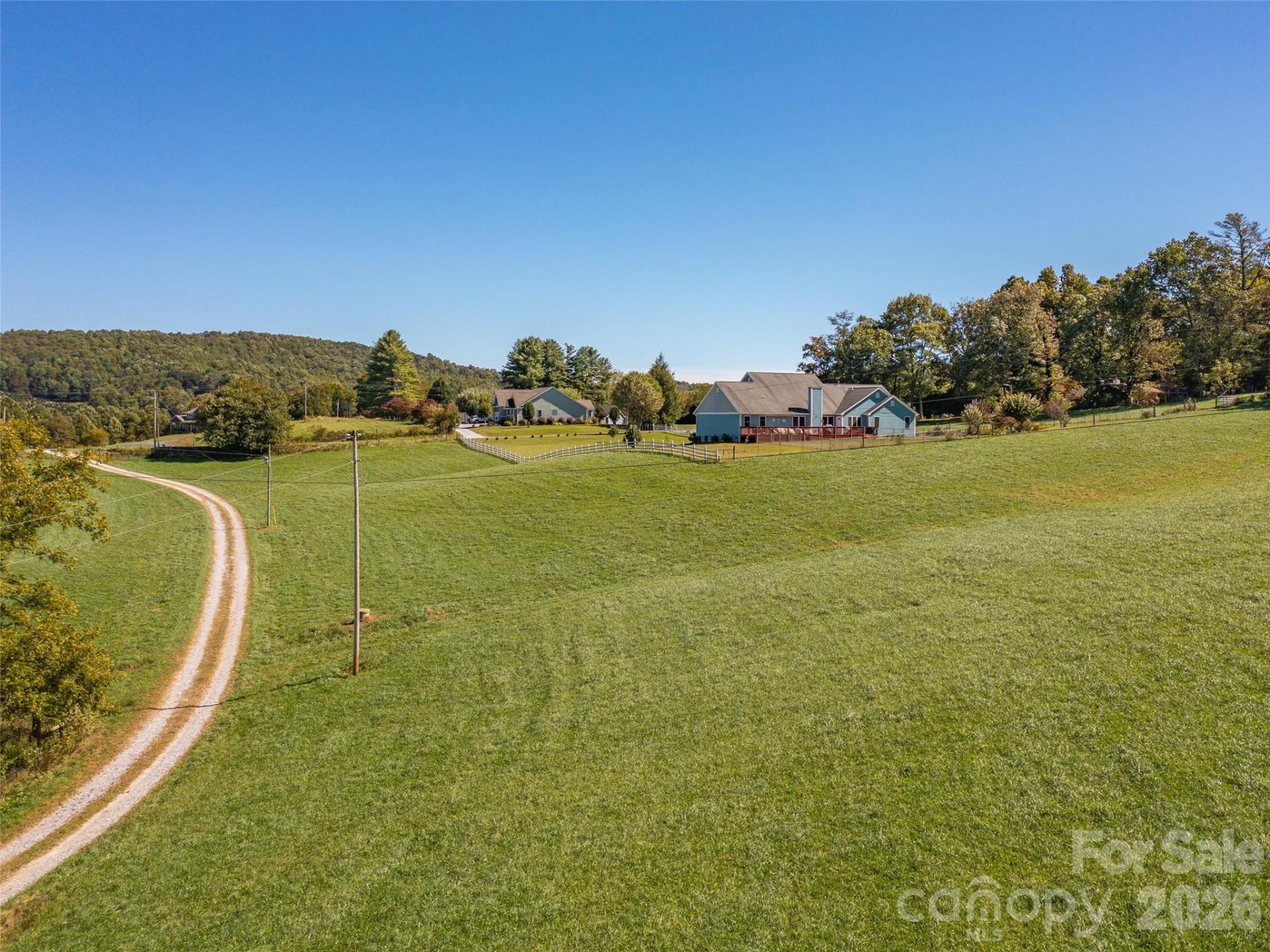 1050 Dale Road - Photo 4