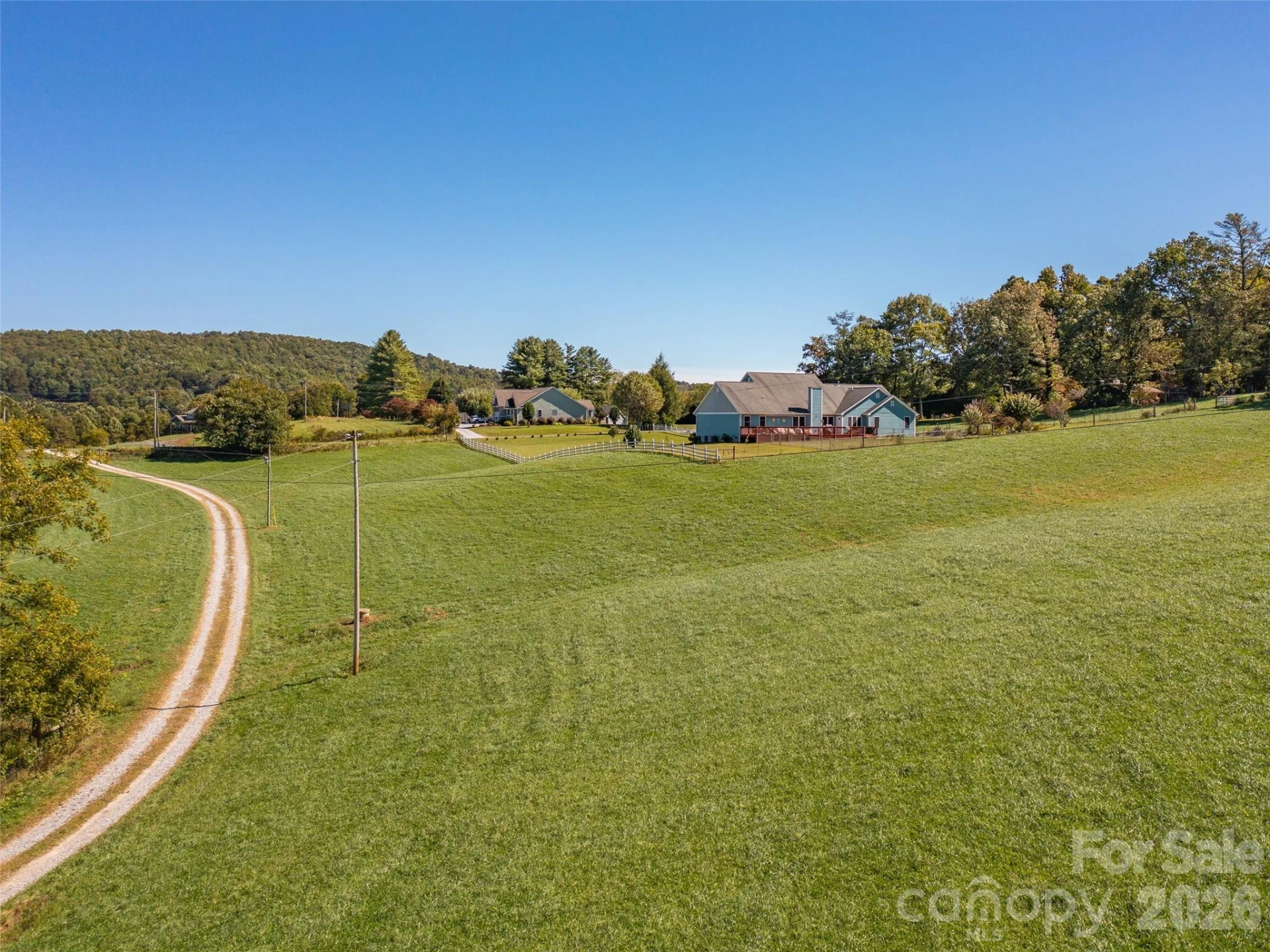 1050 Dale Road - Photo 4