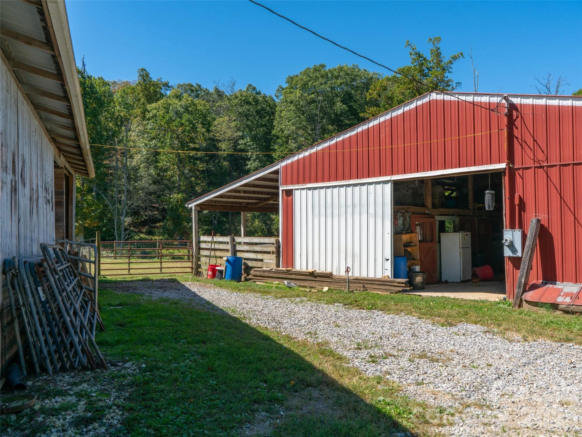 1050 Dale Road - Photo 6