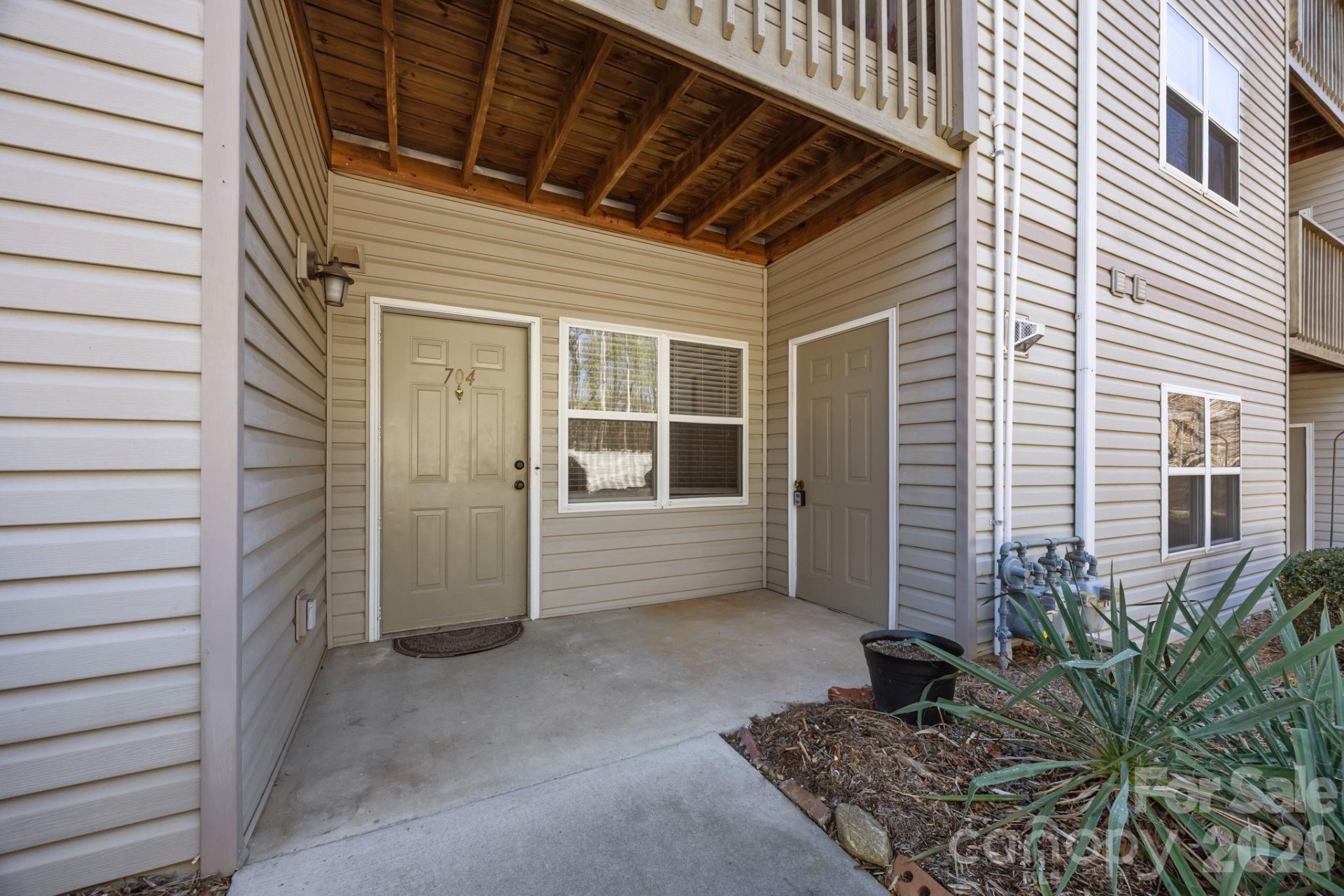 704 Carlyle Way - Photo 3