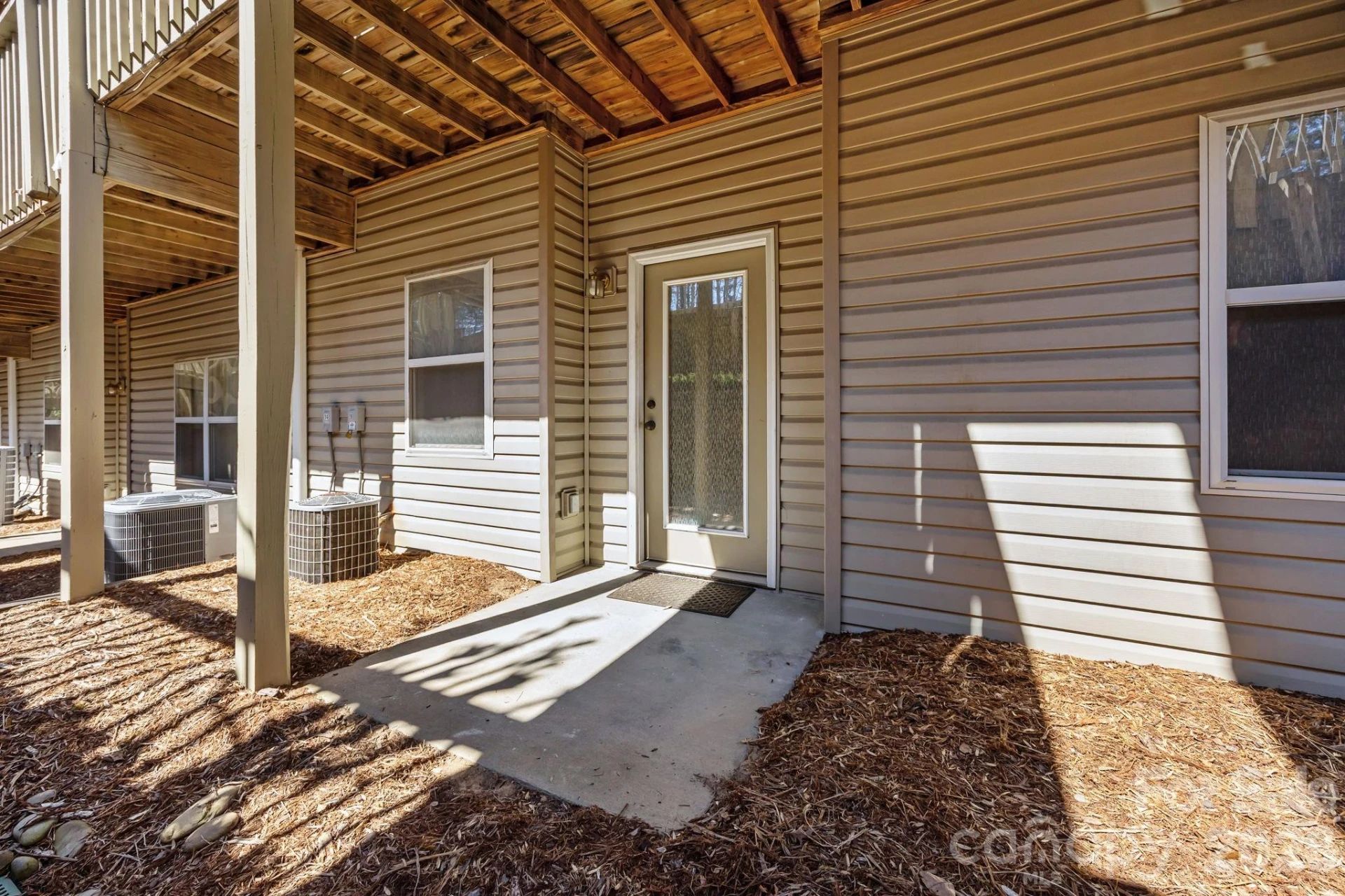 704 Carlyle Way - Photo 6
