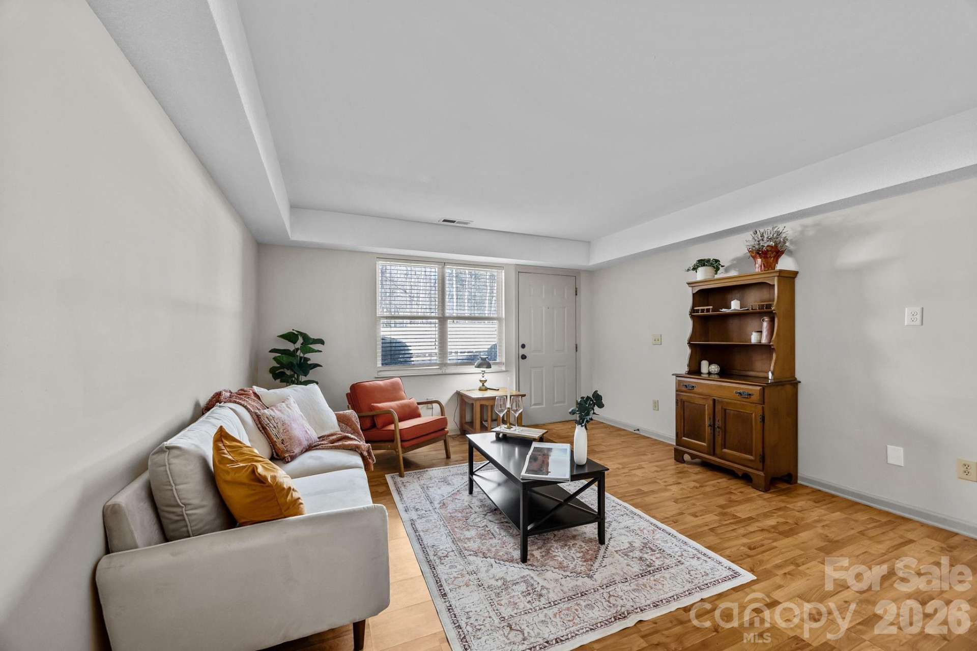 704 Carlyle Way - Photo 10