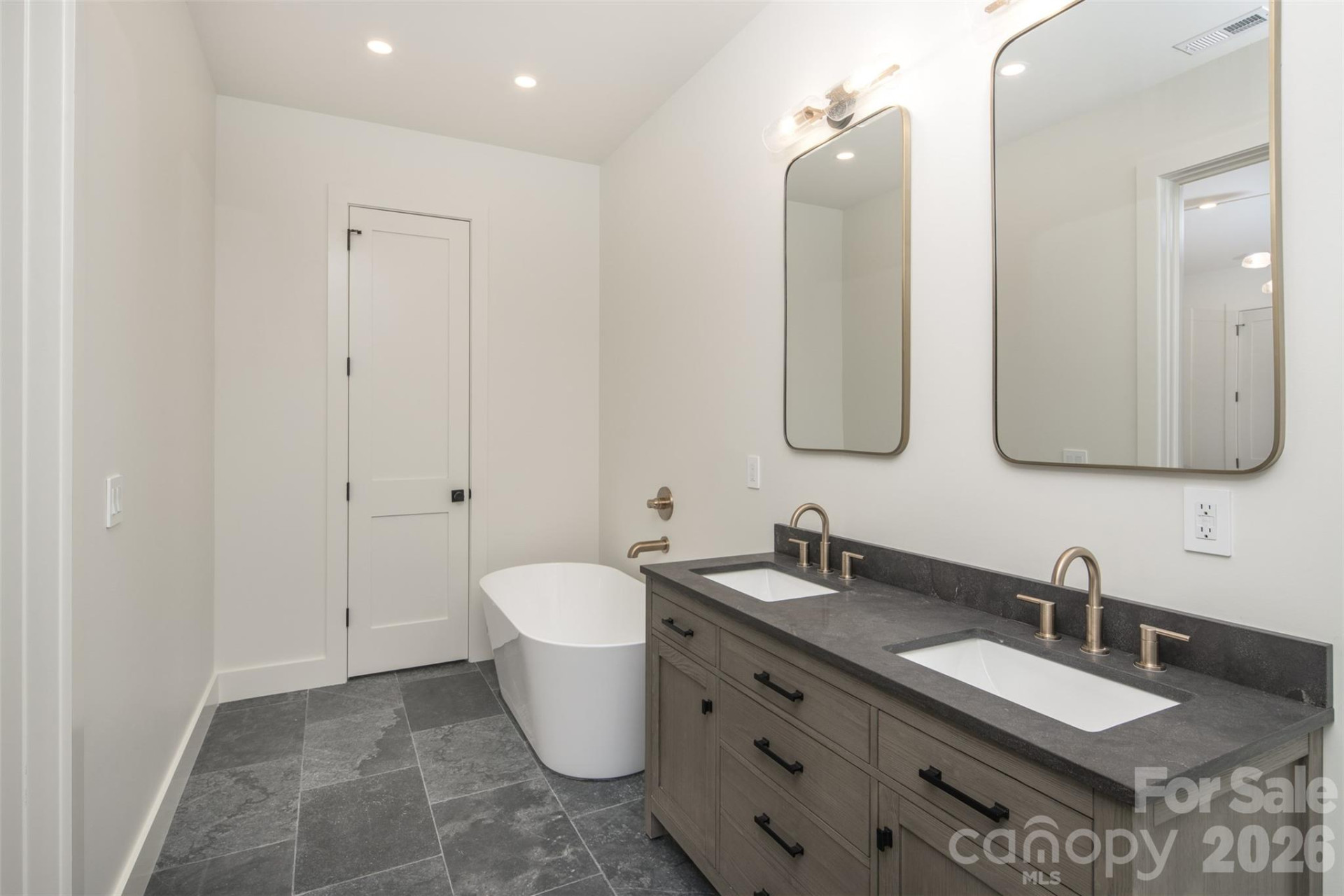 1882 Connestee Trail - Photo 29