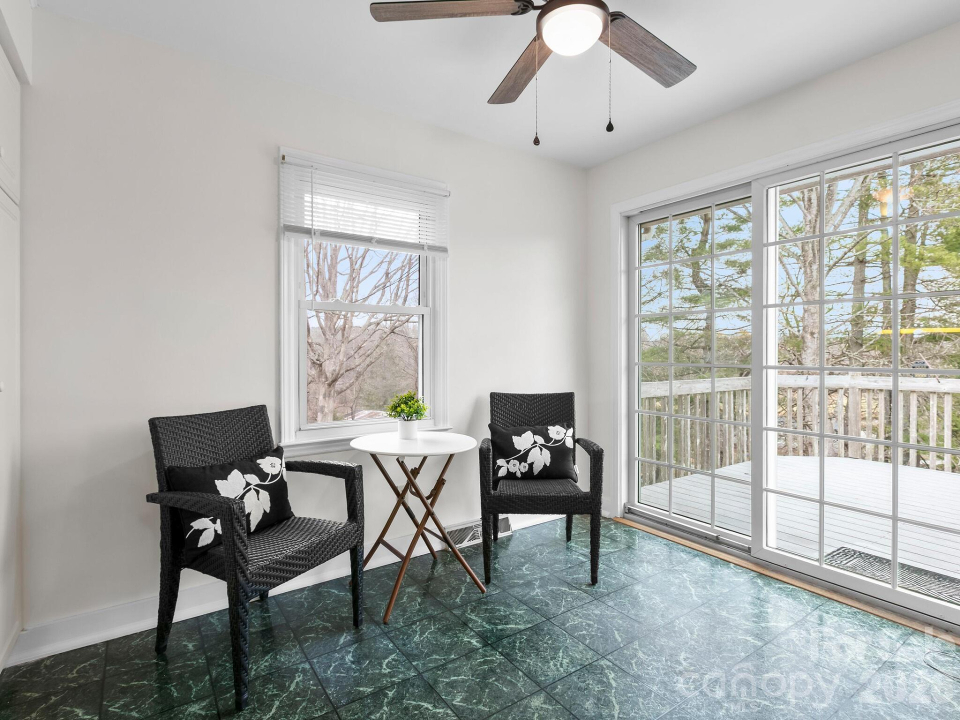 608 Buena Vista Drive - Photo 13