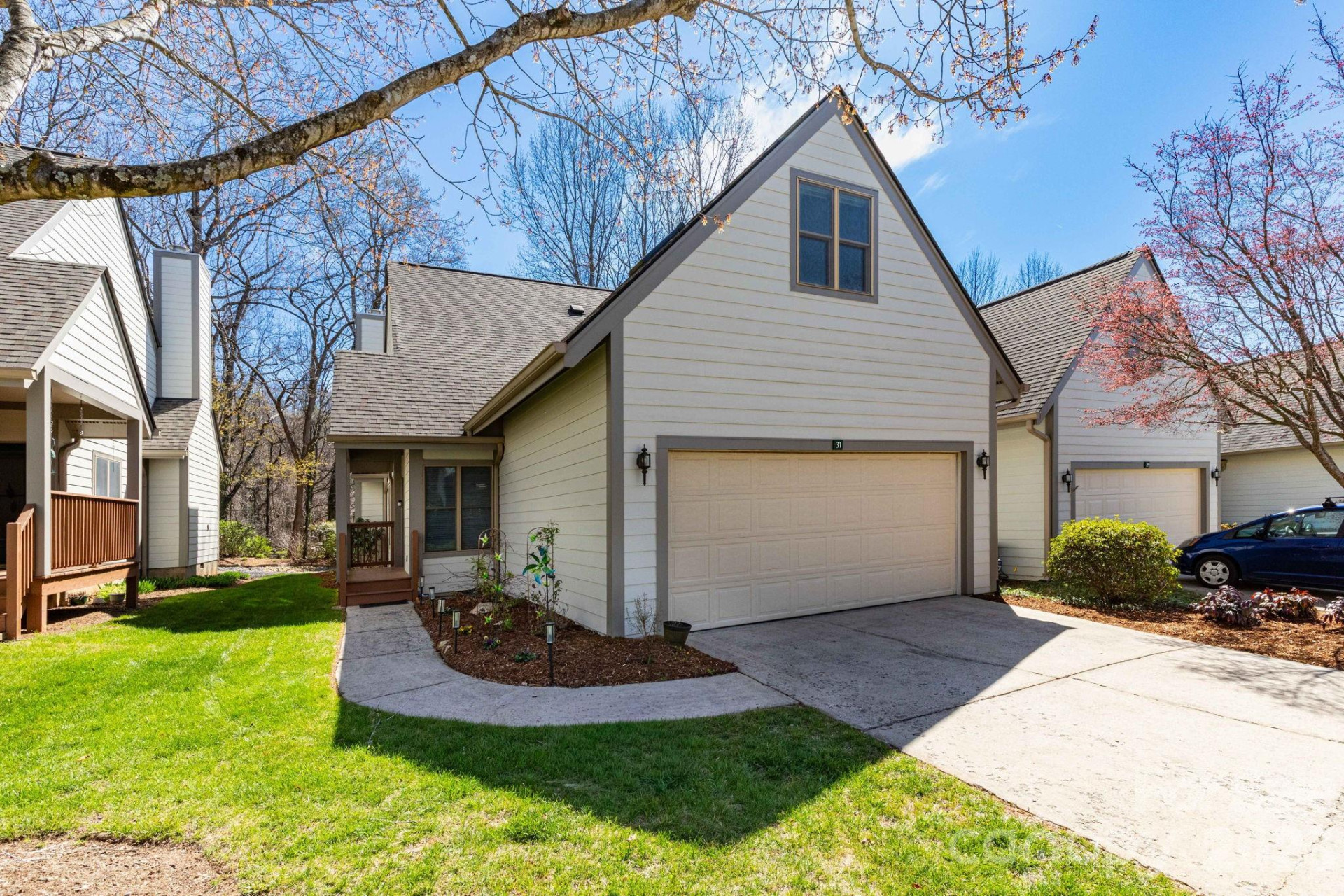 31 Little Cedar Court - Photo 2