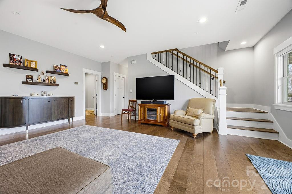 68 Curtain Bluff - Photo 30