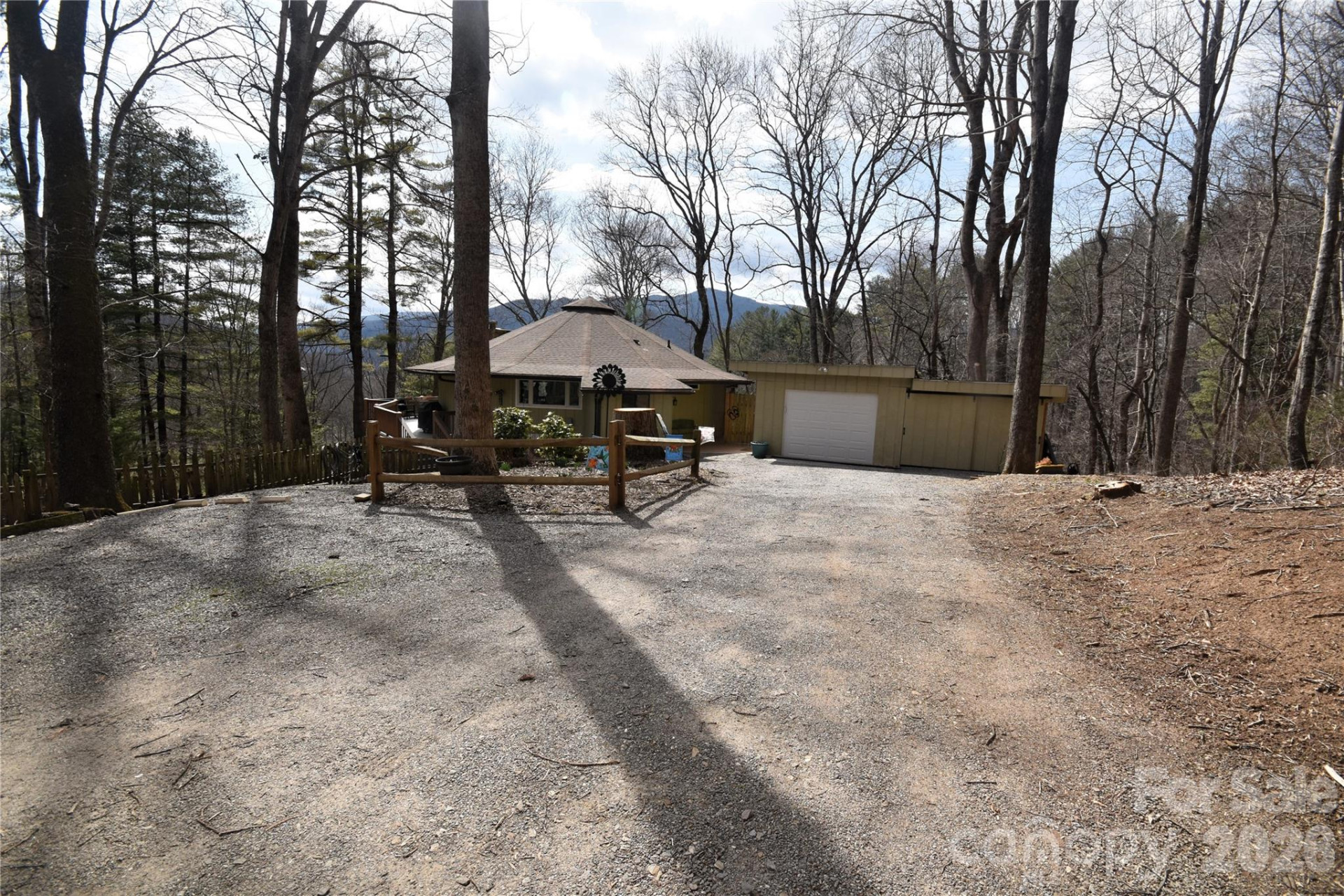 1299 Country Club Drive - Photo 2