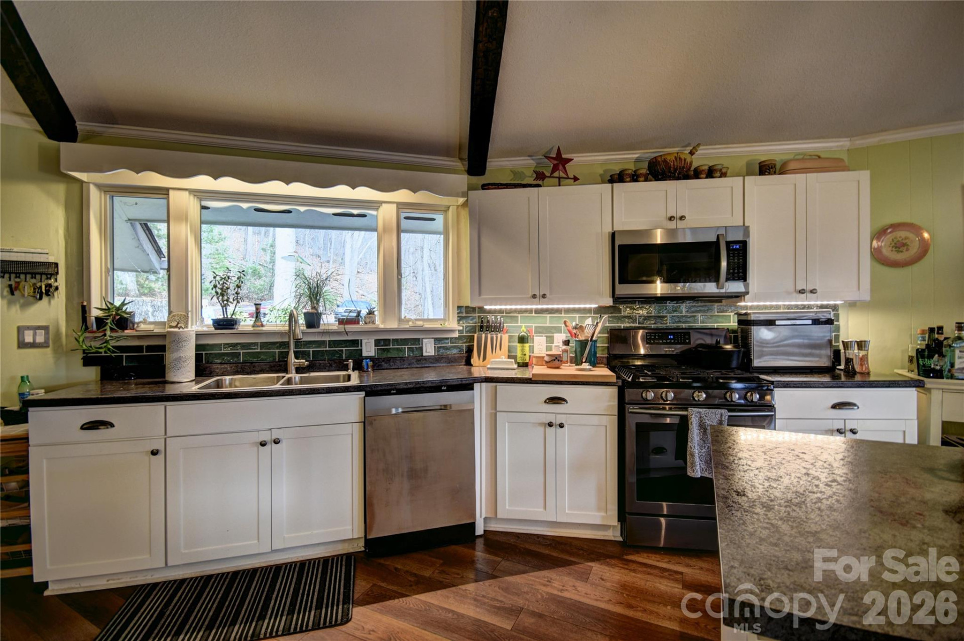 1299 Country Club Drive - Photo 17