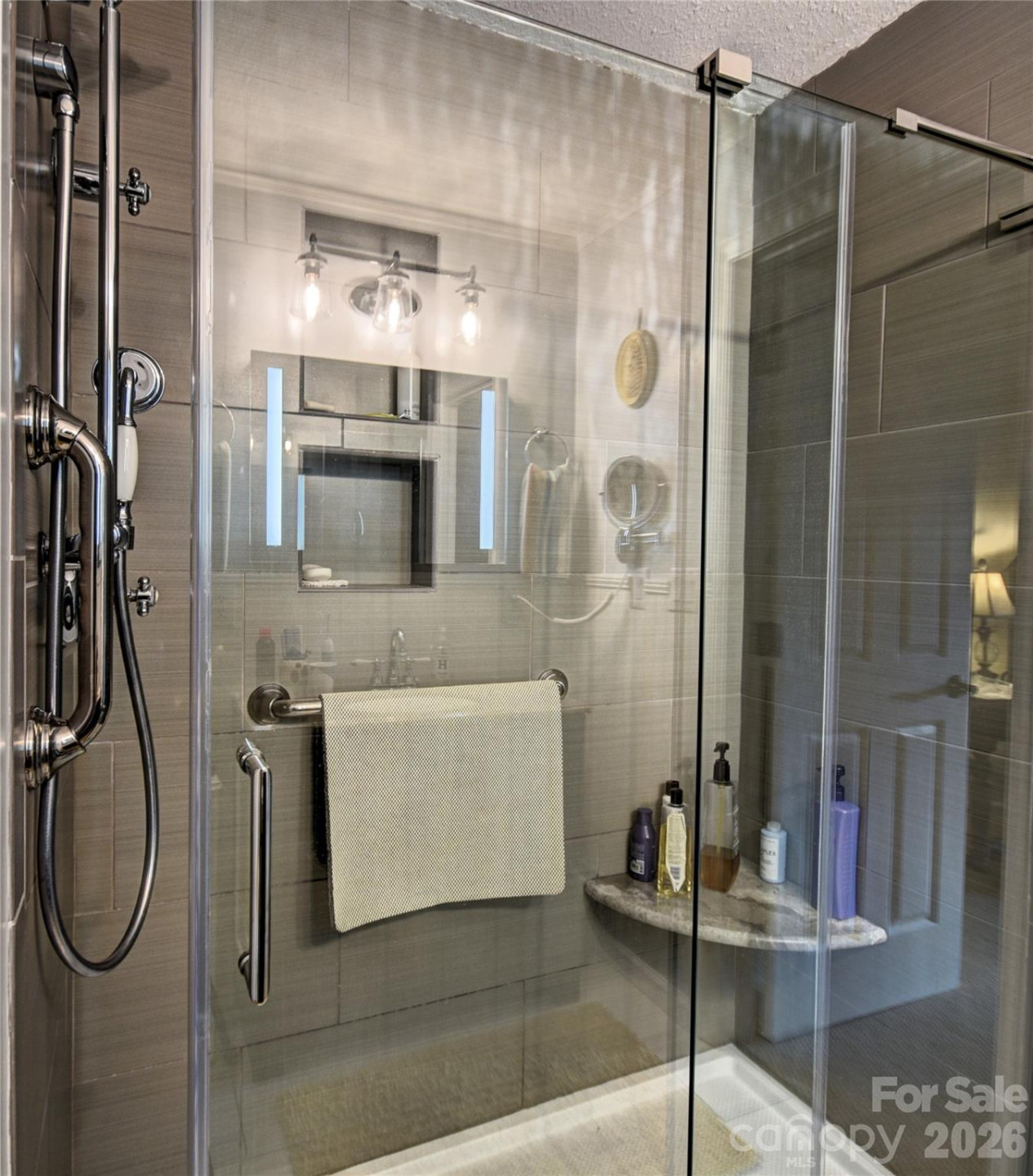 1299 Country Club Drive - Photo 34