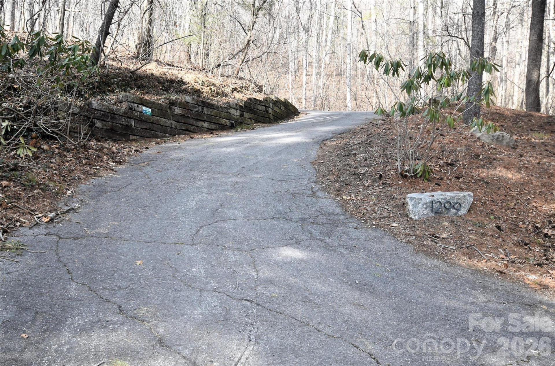 1299 Country Club Drive - Photo 41