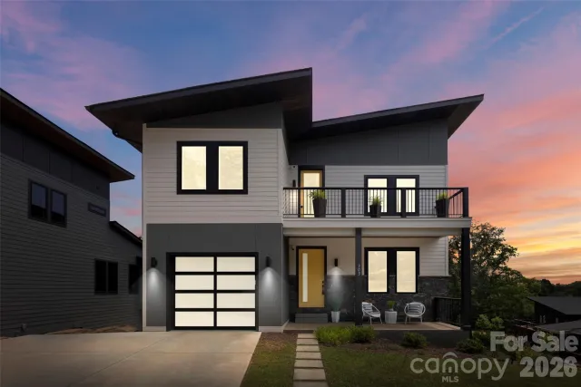 303 Iron Ridge Loop
