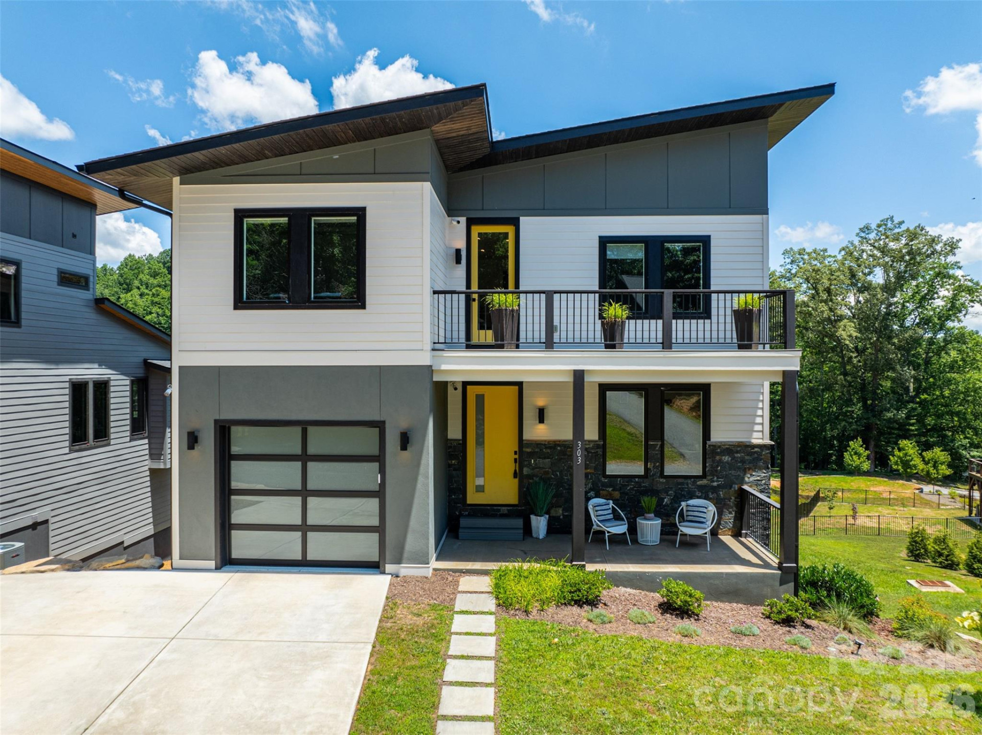 303 Iron Ridge Loop - Photo 2