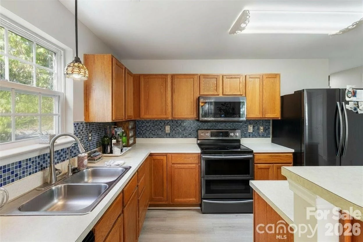 317 Ashton Bluff Circle - Photo 2