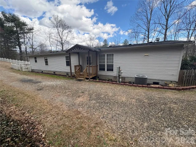 6 Shady Creek Lane