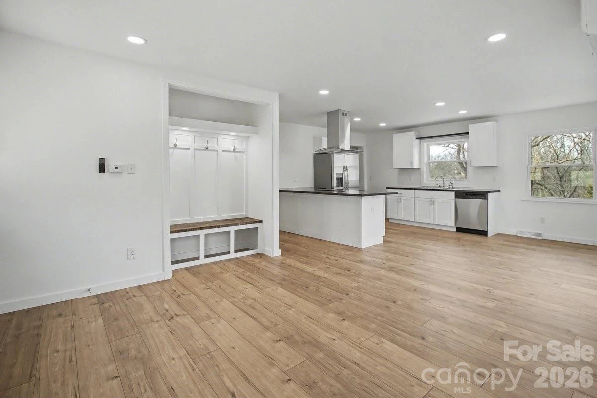 40 Evelake Drive - Photo 5