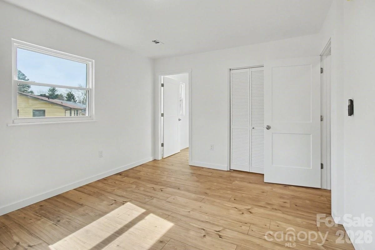 40 Evelake Drive - Photo 8
