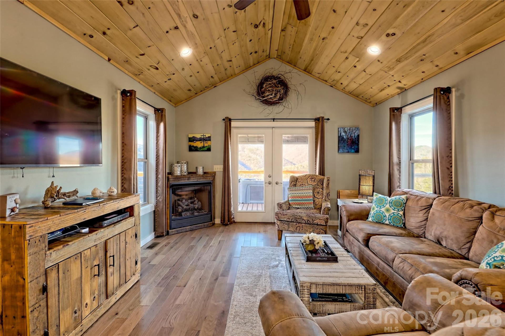 1628 Round Hill Road - Photo 29