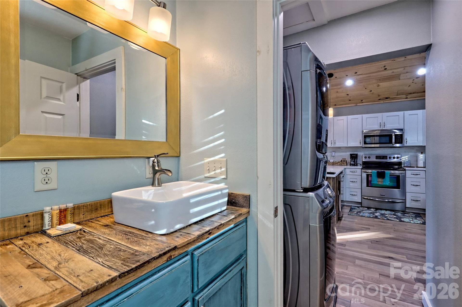 1628 Round Hill Road - Photo 35