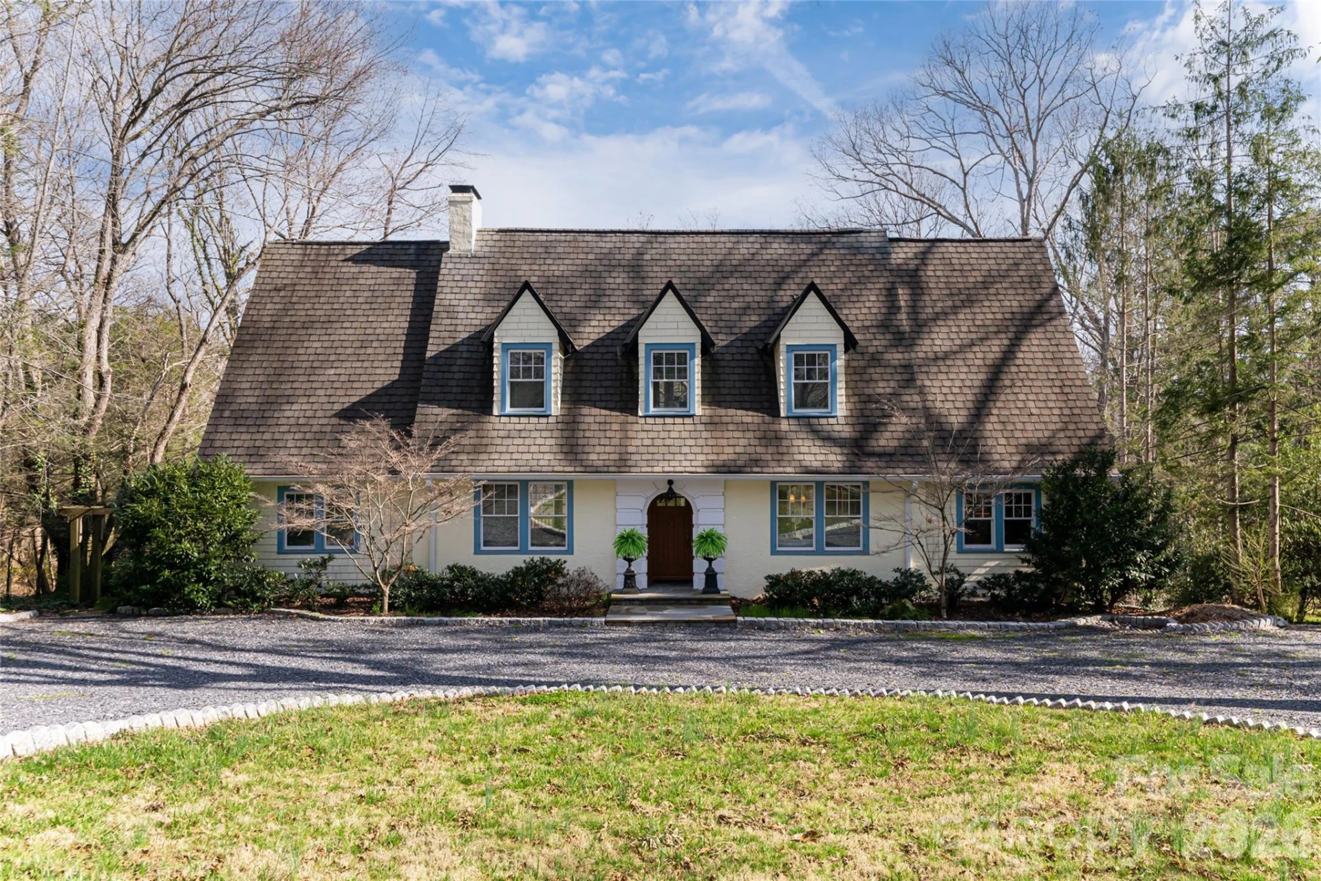 40 Forest Road