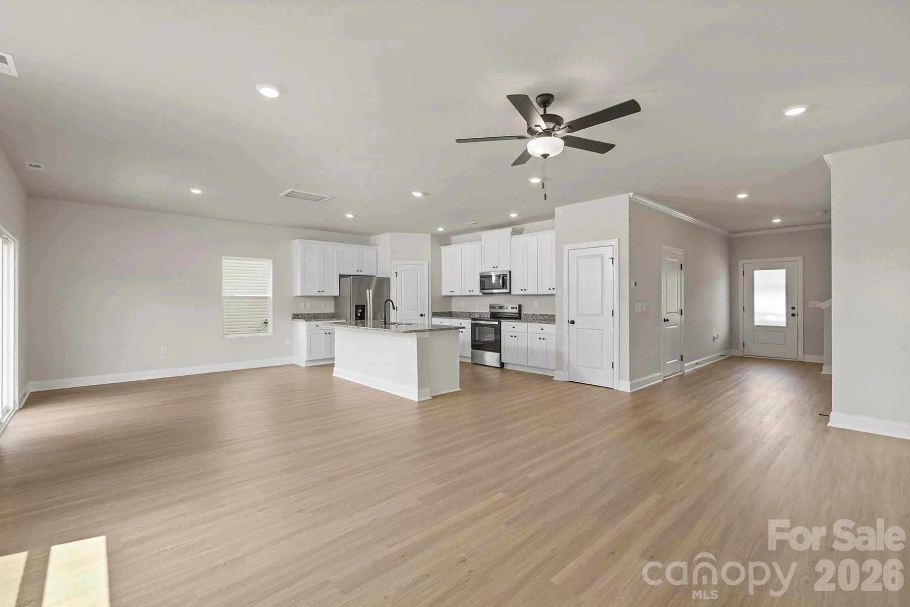 3325 Yorkshire Drive - Photo 3