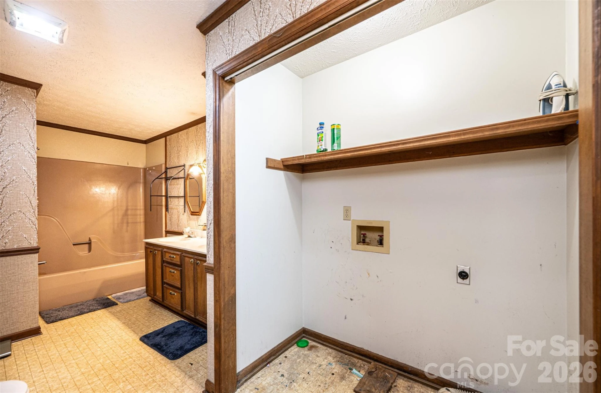7141 Knobs Landing - Photo 21