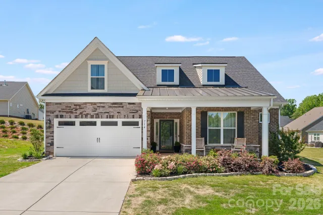 714 Sawgrass Ridge Court