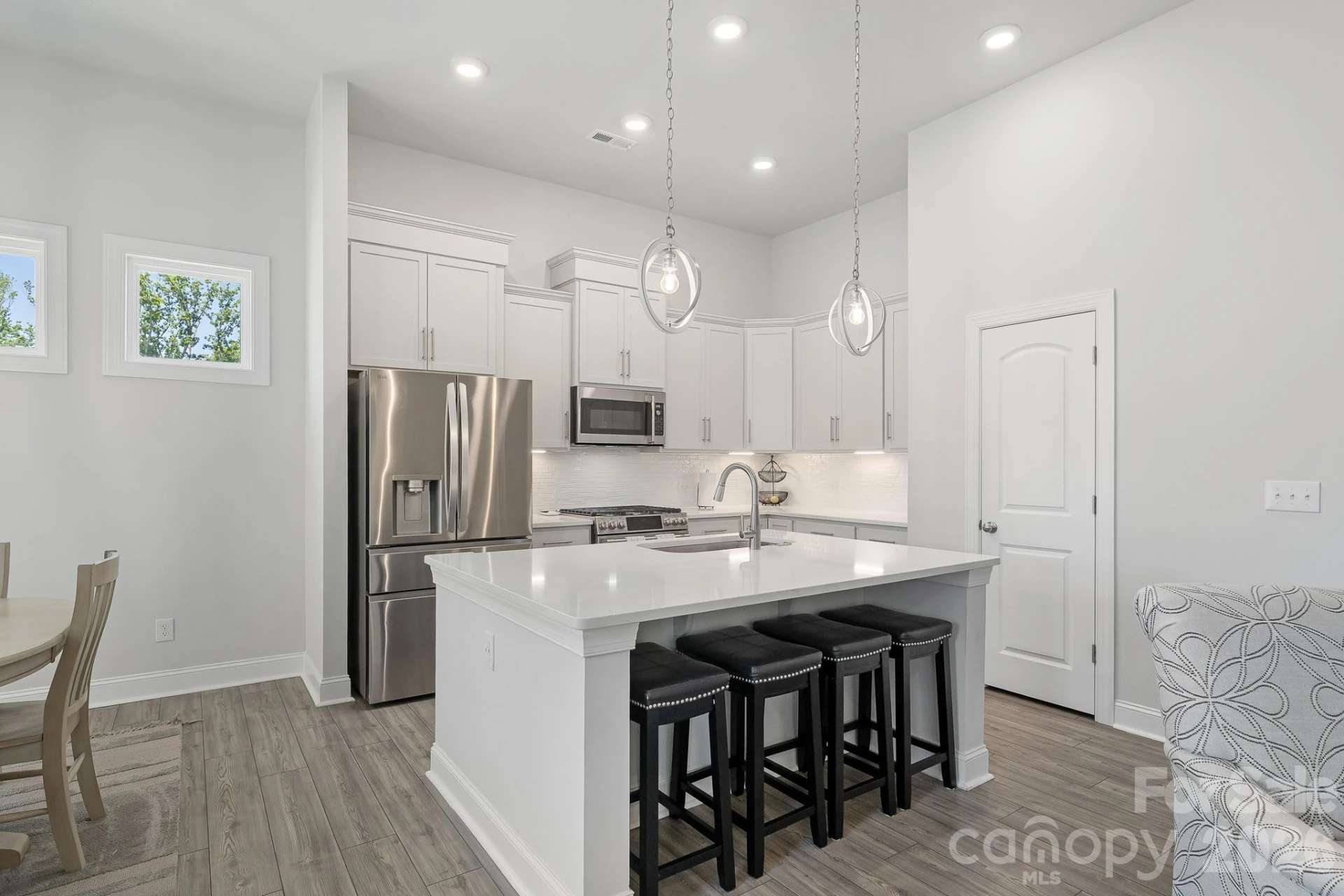 714 Sawgrass Ridge Court - Photo 10