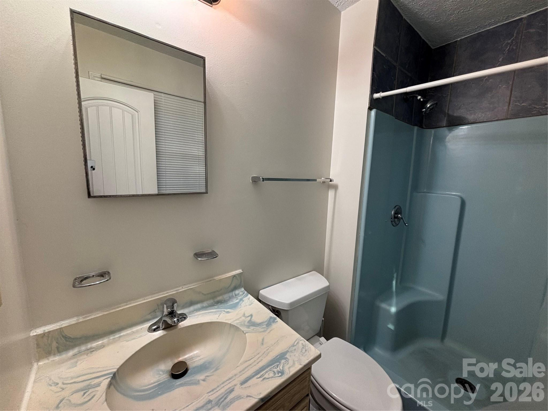 164 Bartlett Street - Photo 17