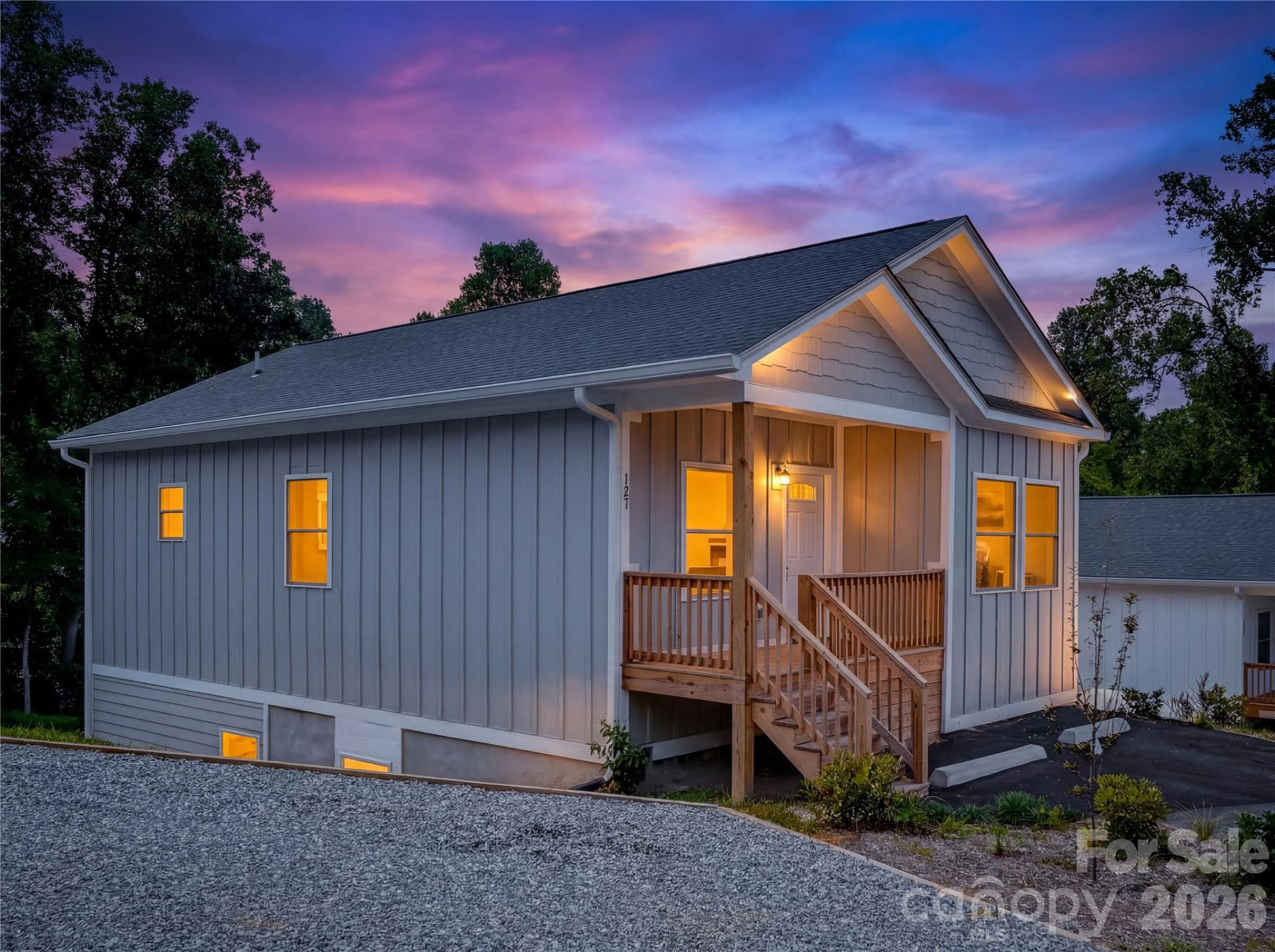 127 Northbend Drive - Photo 2