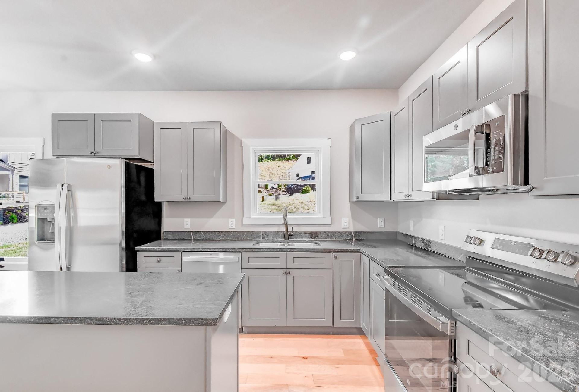 127 Northbend Drive - Photo 3