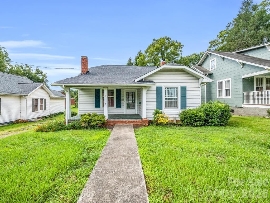 203 Court Street - Photo 2