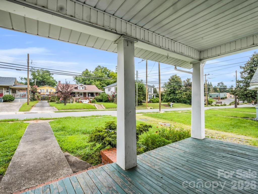 203 Court Street - Photo 15