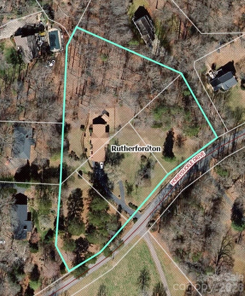 304 Honeysuckle Drive - Photo 2