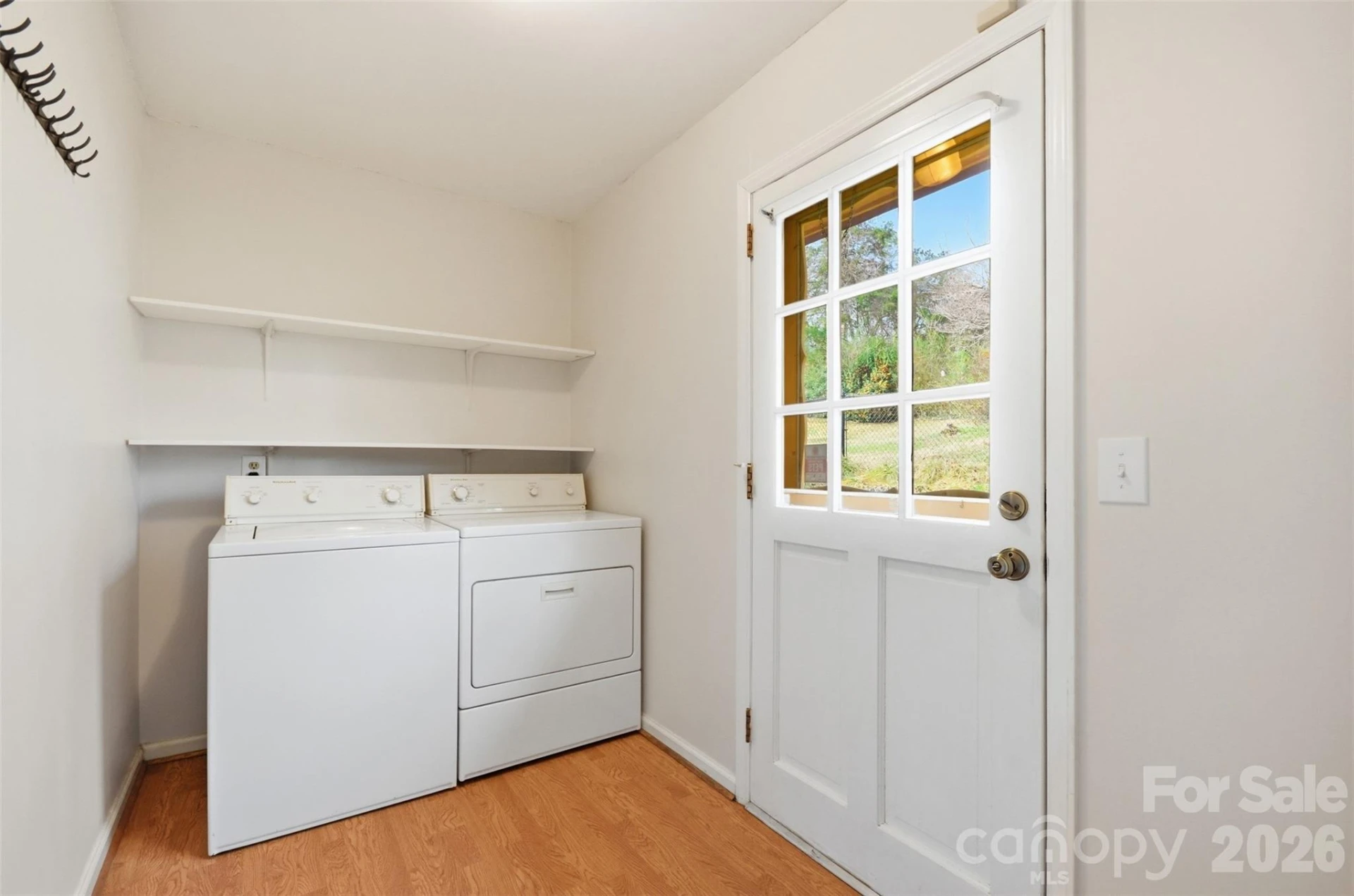 304 Honeysuckle Drive - Photo 18