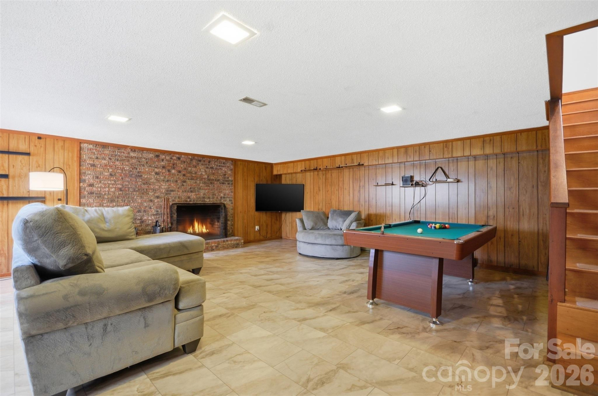 304 Honeysuckle Drive - Photo 19