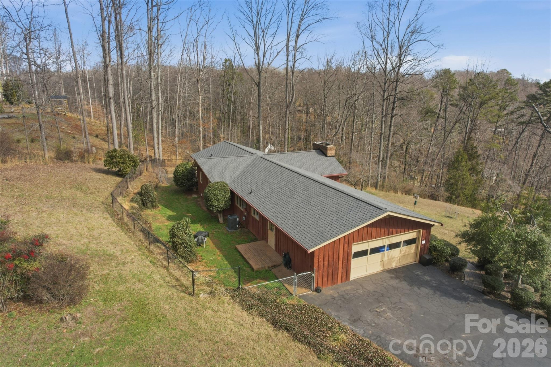 304 Honeysuckle Drive - Photo 27