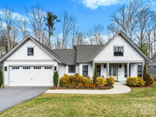 215 Lindsey Farm Drive, Flat Rock, NC, 28731