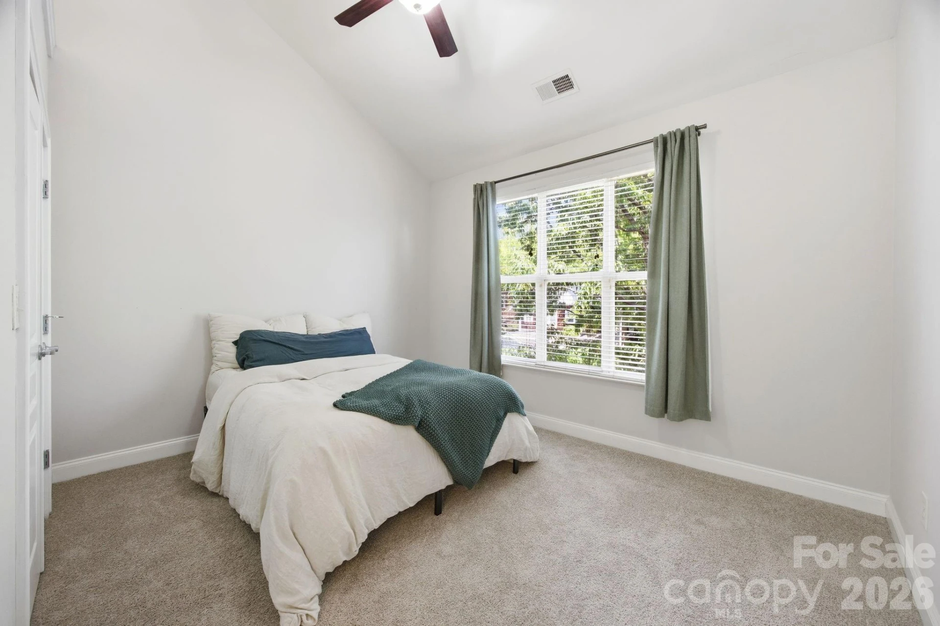 906 Garden District Drive - Photo 9