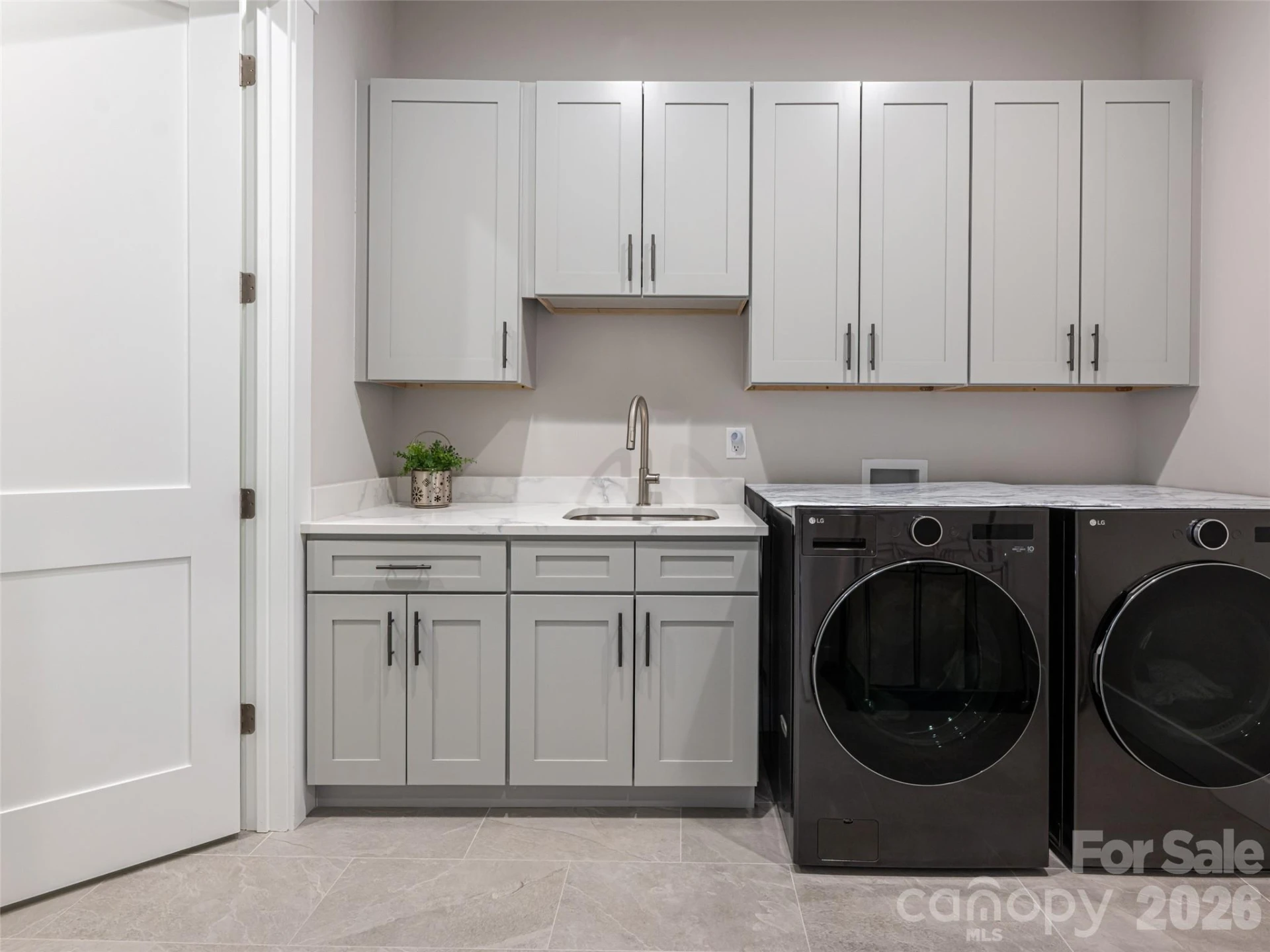 744 Daniel Circle Drive - Photo 16