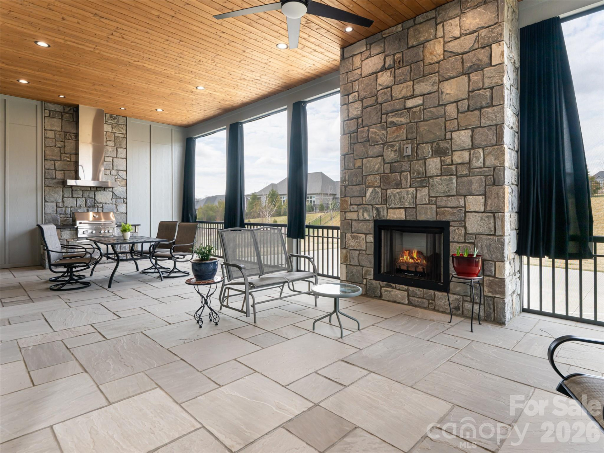 744 Daniel Circle Drive - Photo 36