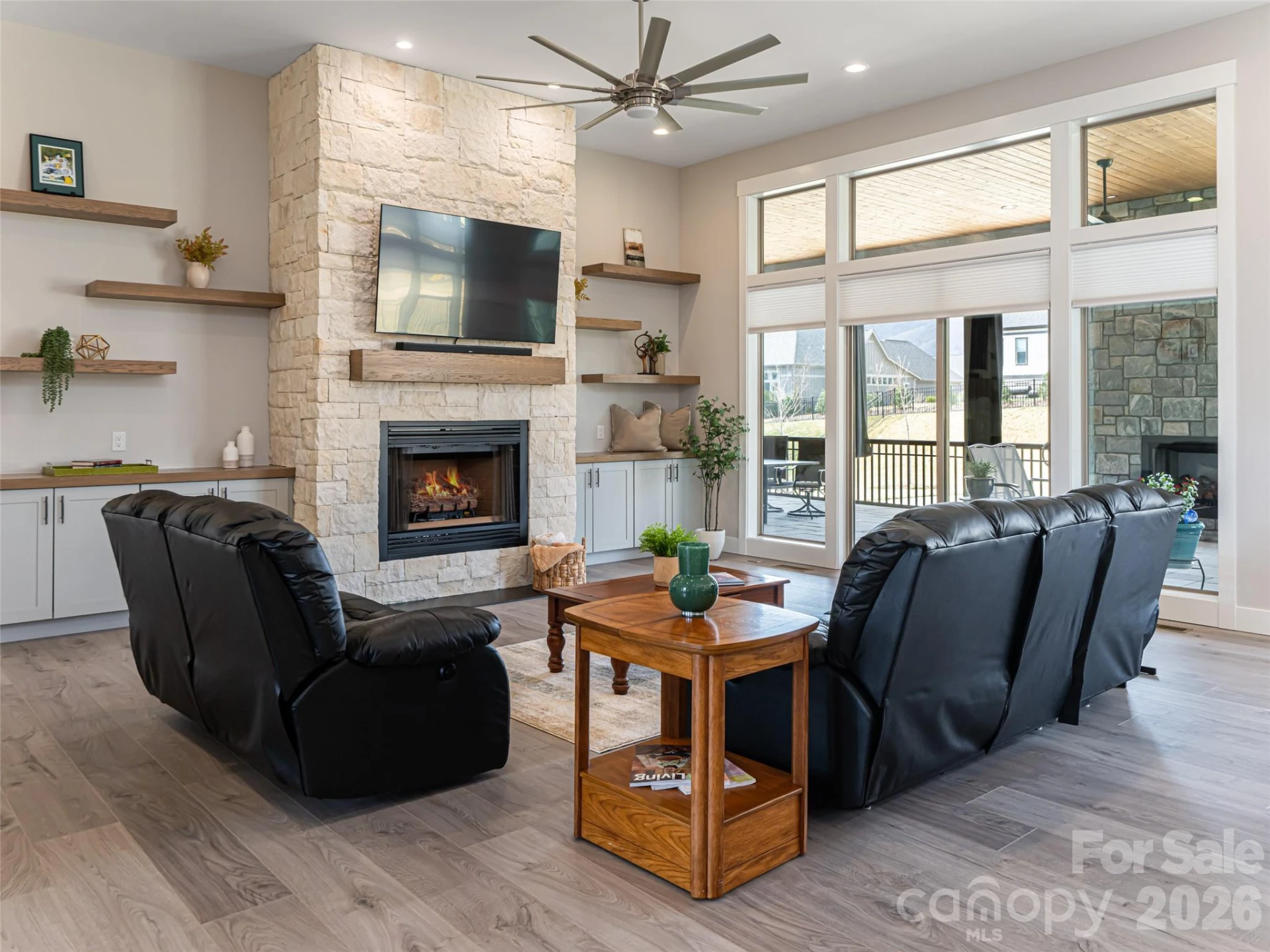744 Daniel Circle Drive - Photo 8