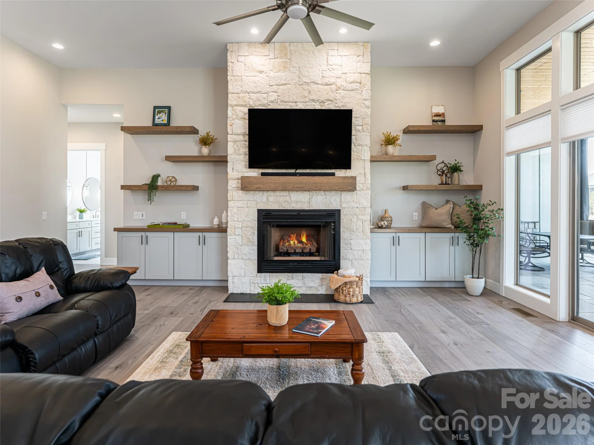 744 Daniel Circle Drive - Photo 9