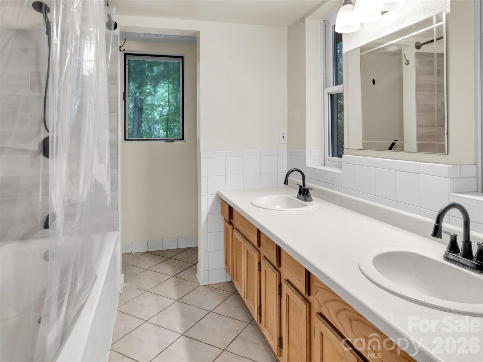 429 Biodome Drive - Photo 14