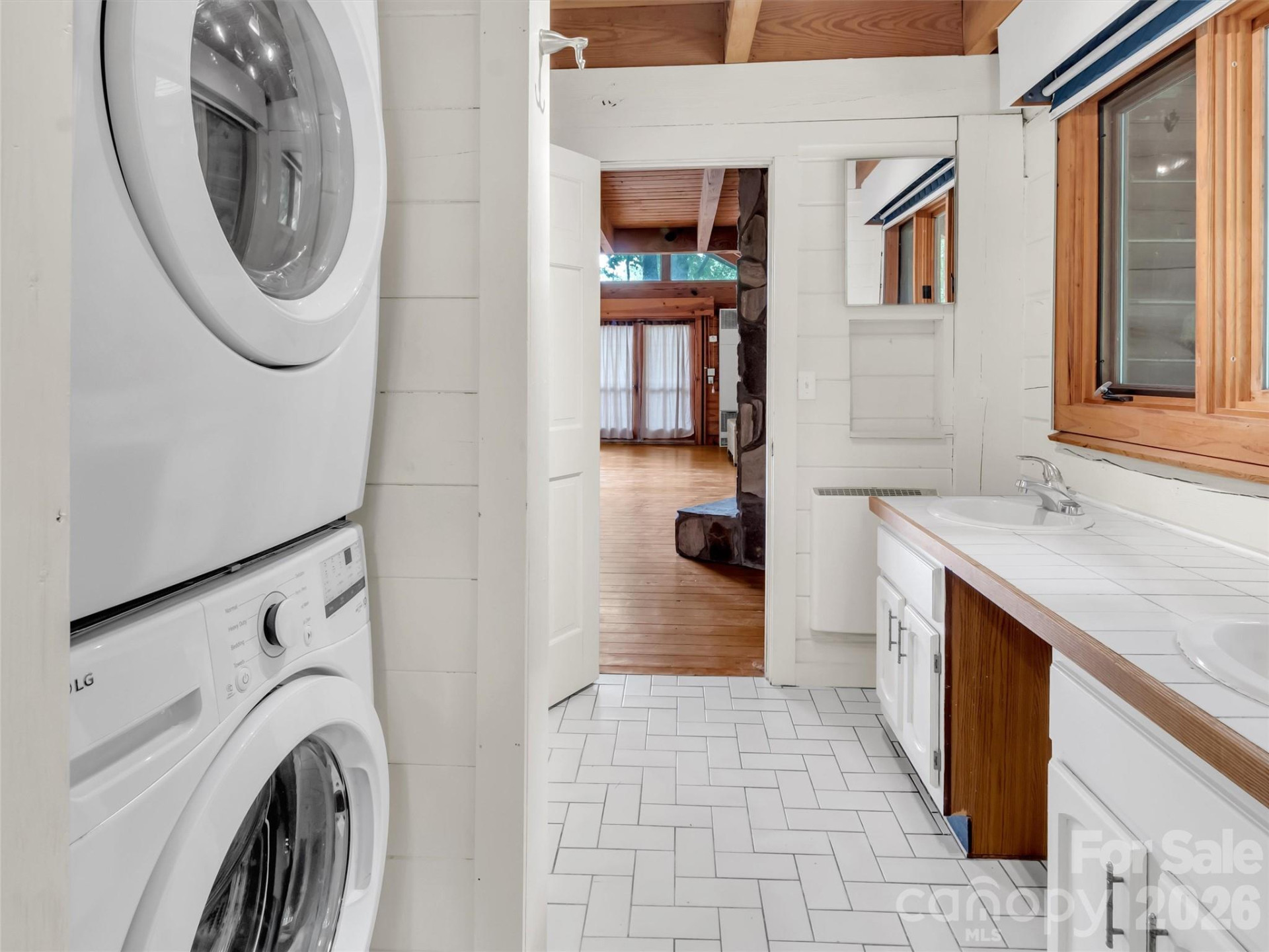 429 Biodome Drive - Photo 20