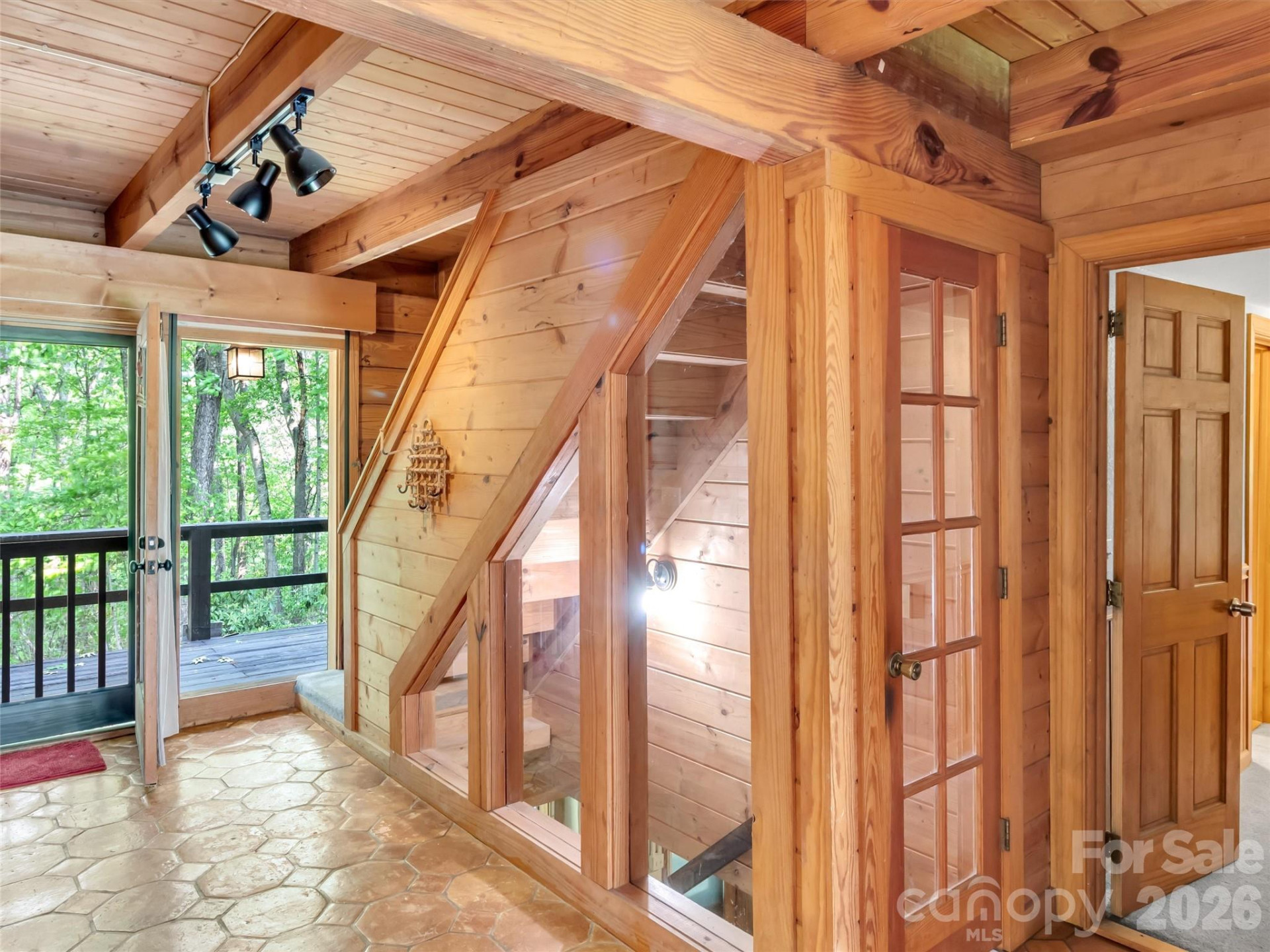 429 Biodome Drive - Photo 21