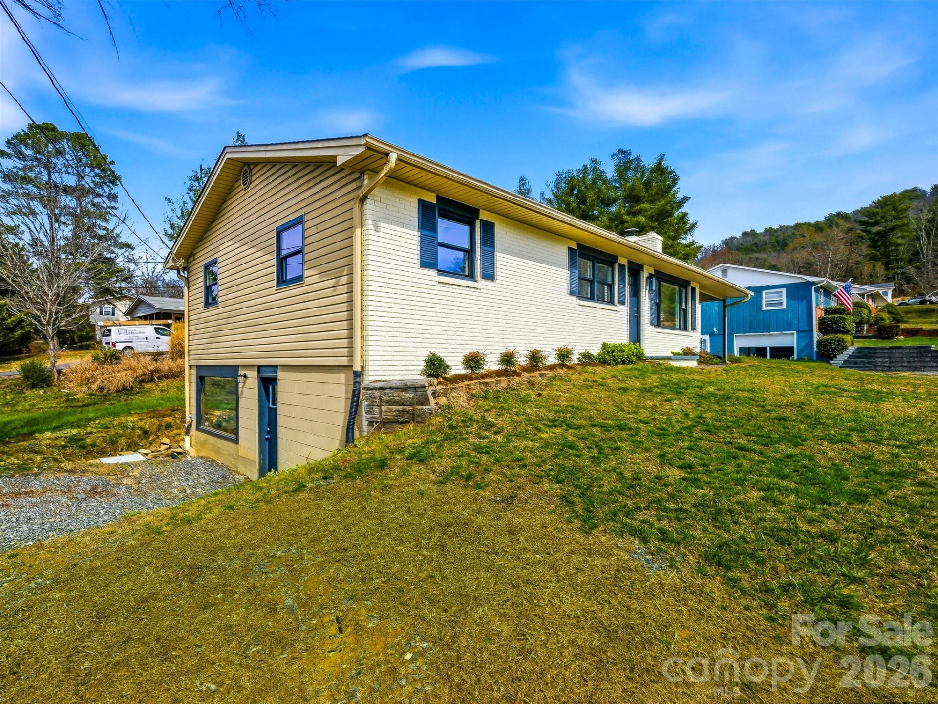 2 Oakland Street - Photo 4