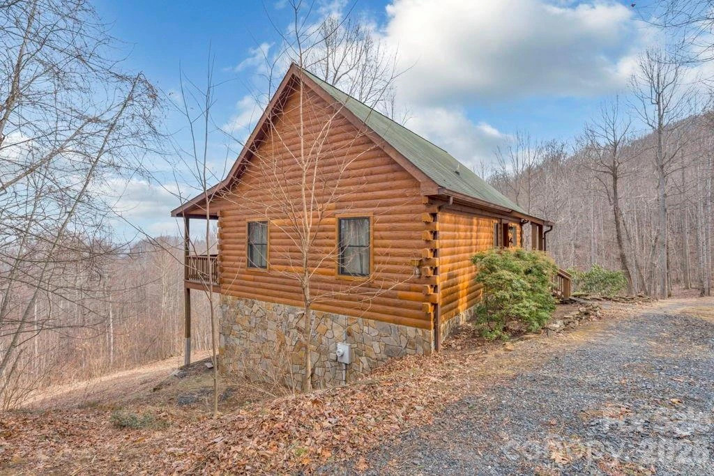 461 Arrowhead Ridge Road - Photo 2