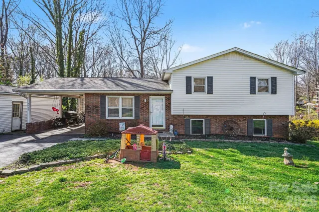 5069 Piedmont Circle